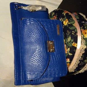 🍁Autumn Closeout SALE 25%🍂Brand New 2-piece Leather Tote & Shoulder Bag Set